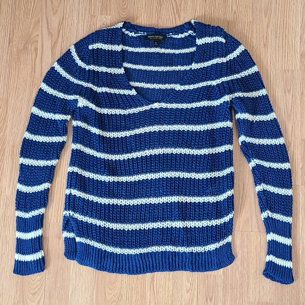 Banana Republic Sweater